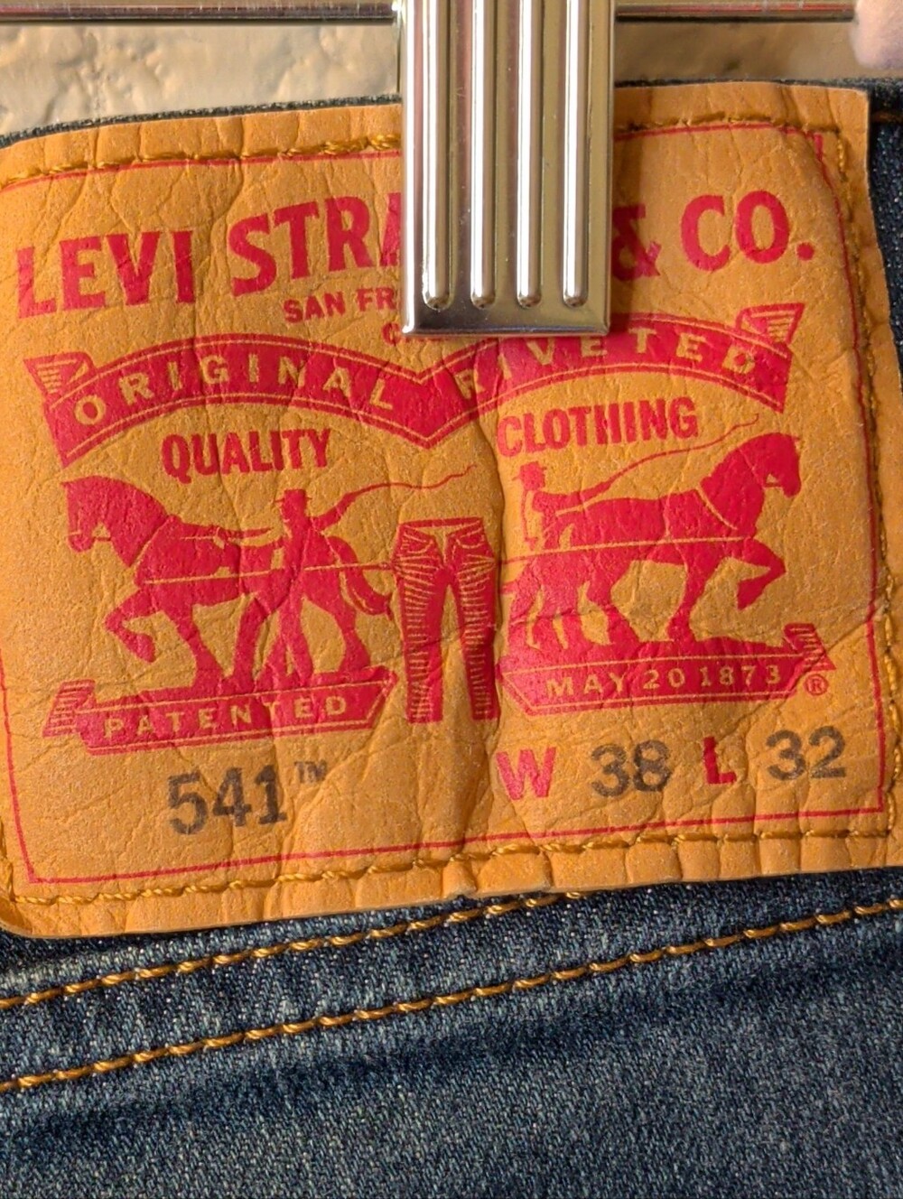Levi's 541 Athletic Relaxed Jeans Medium Wash 32x29.5